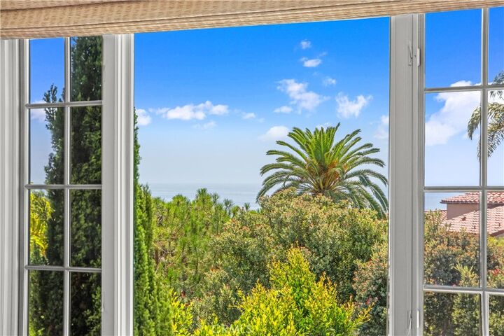 Property Photo:  60 Sidney Bay  CA 92657 