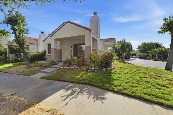 Property Photo:  9113 Haussman Street  CA 95758 