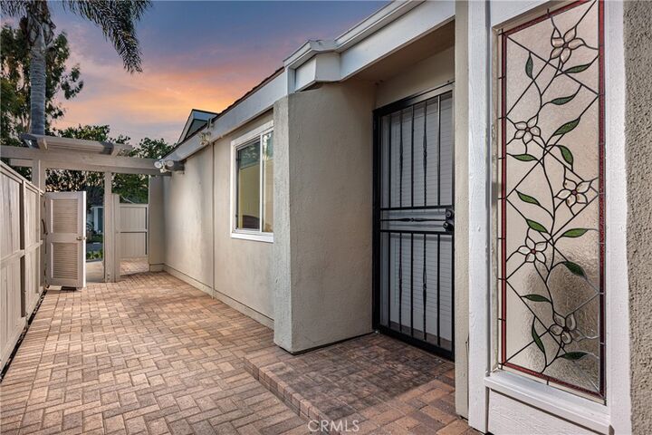 Property Photo:  19510 Sandcastle Ln  CA 92648 