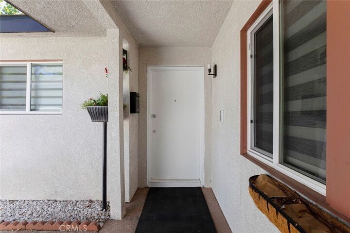 Property Photo: 11377 Gaynor Ave CA 91344