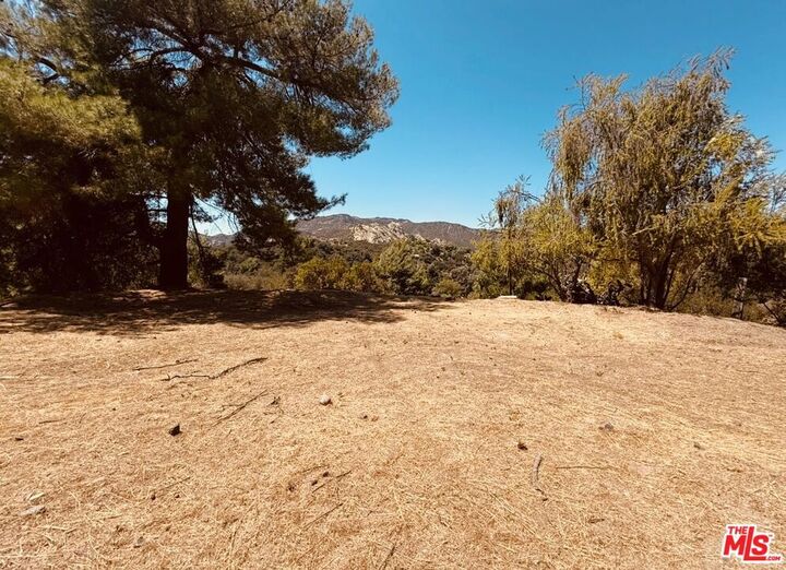 Property Photo: 1664 Gunnison Trail CA 90290