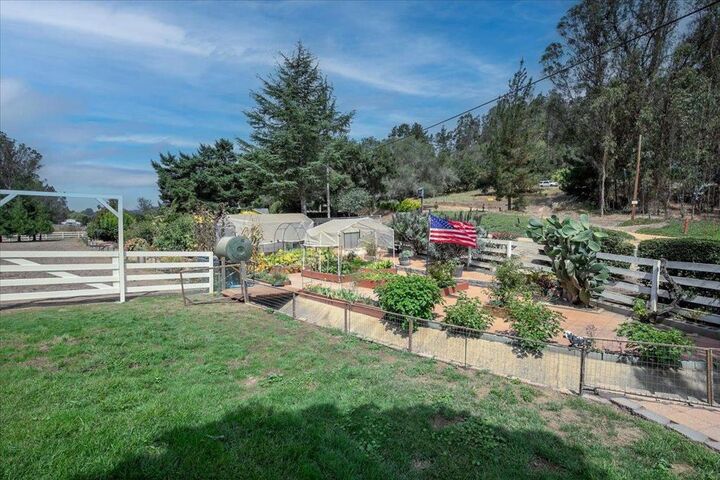 Property Photo:  800 Lewis Road  CA 95076 