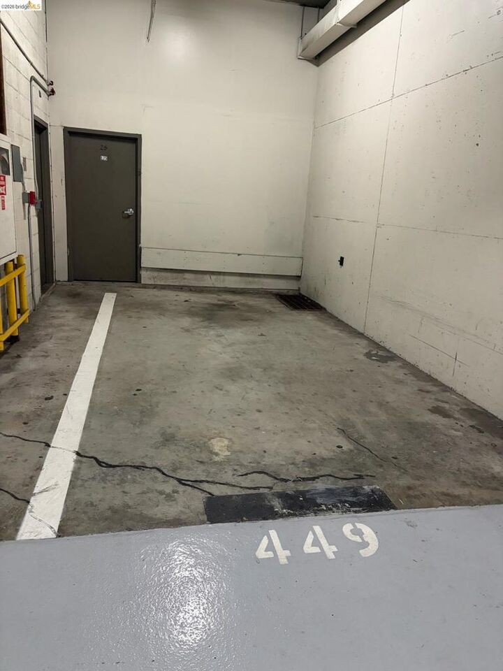 Property Photo: 555 Pierce St 1021 CA 94706