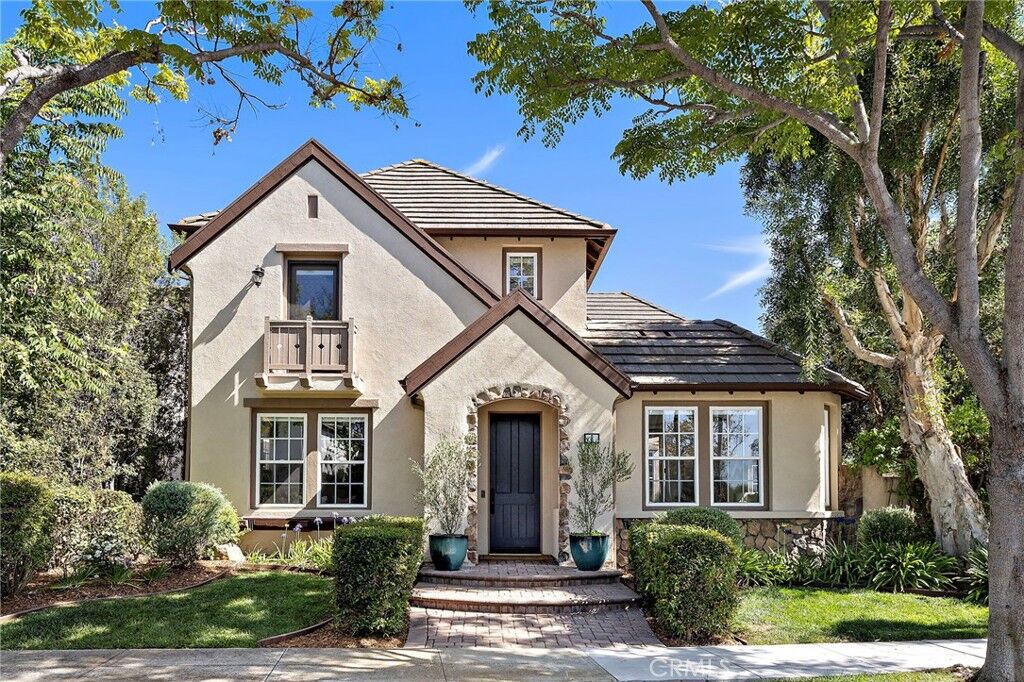 Property Photo:  2 Mayville Place  CA 92694 