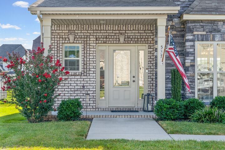 Property Photo:  537 Bowden Dr  TN 37043 