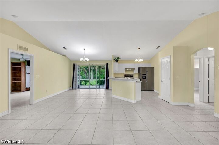 Property Photo: 4720 22nd Avenue SE FL 34117
