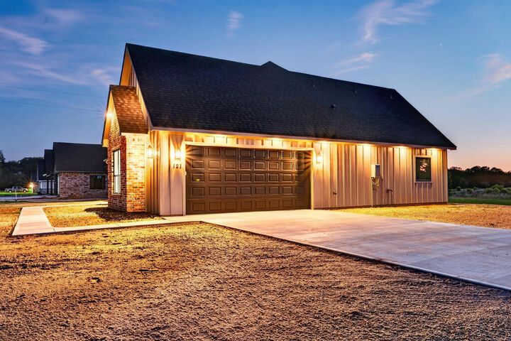 Property Photo: 121 Welch Hill Top Rd TX 75901