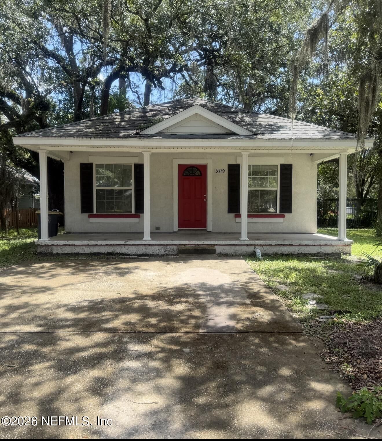 Property Photo: 3719 Brentwood Boulevard FL 32206