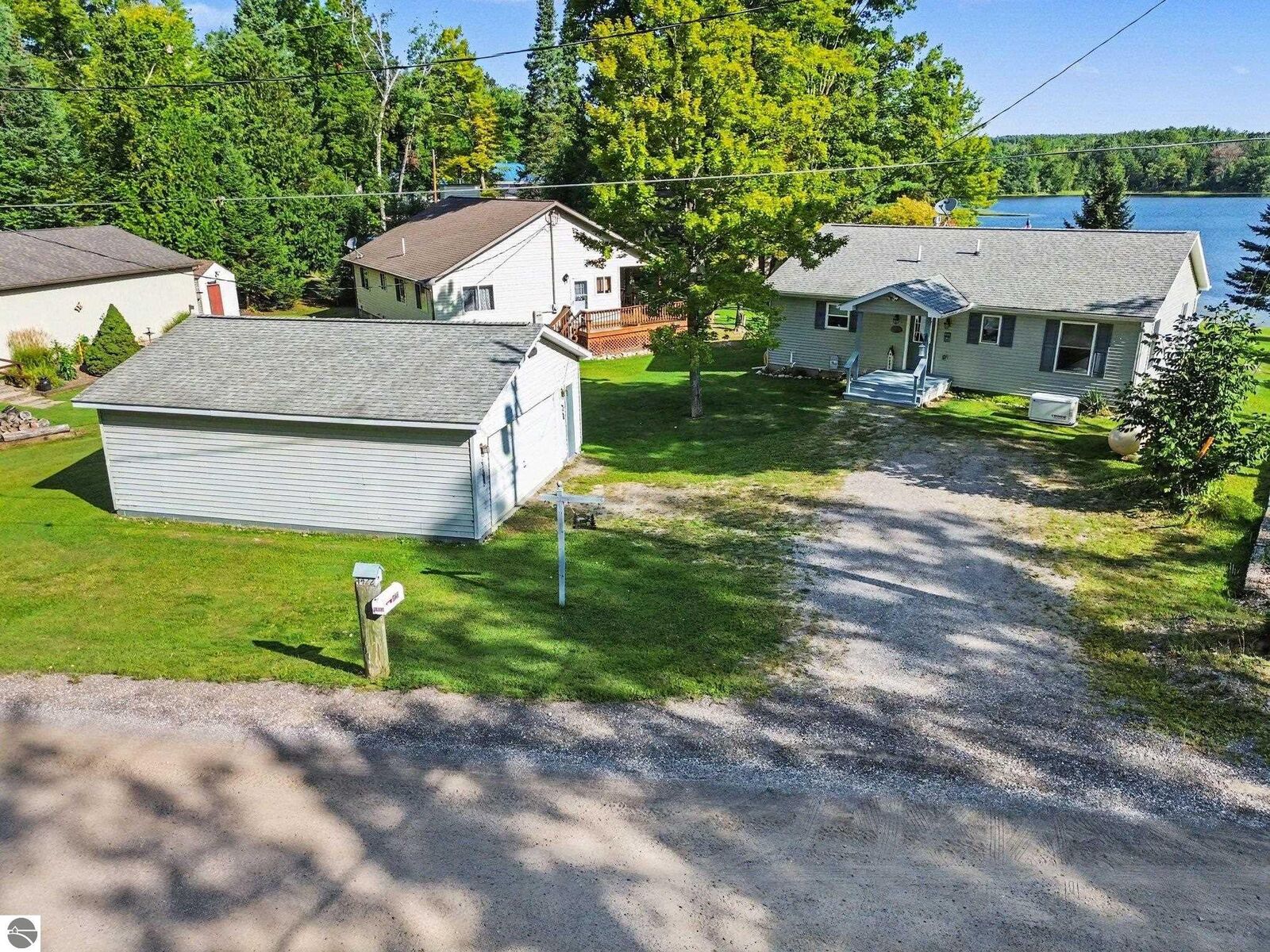 Property Photo:  4422 S Sunset Drive  MI 48737 