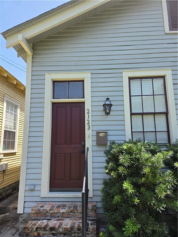 Property Photo:  2123 Louisiana Avenue  LA 70115 