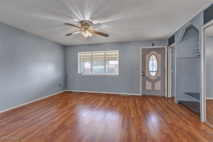 Property Photo:  4610 Willow Avenue  OH 44055 