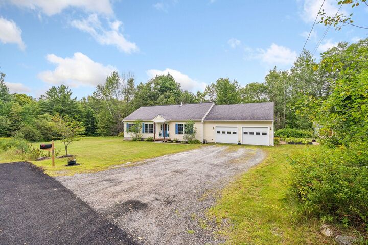 Property Photo: 32 Old Granliden Road NH 03782