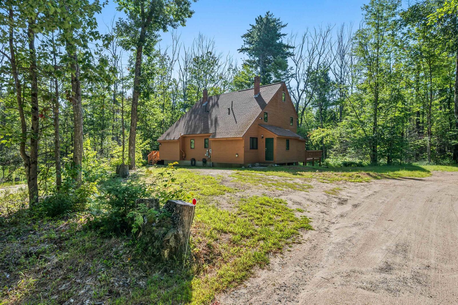 Property Photo: 27 Abbey Lane NH 03818