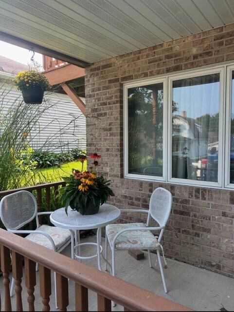 Property Photo:  109 Oak Street S  MN 55954 