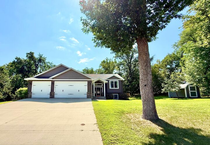 Property Photo: 863 Whitetail Lane MN 56501