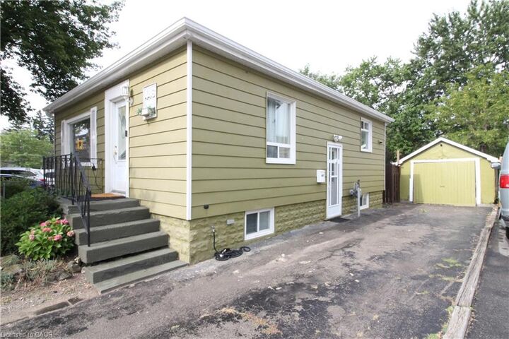 Property Photo: 446 Upper Gage Avenue ON L8V 4H9