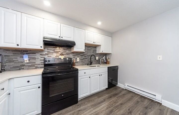 Property Photo:  180 Main Street 6109  MA 02324 