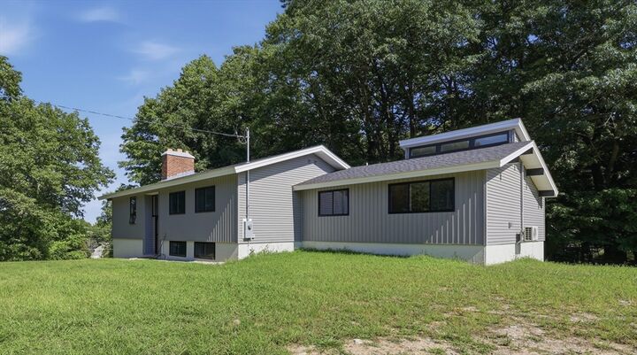 Property Photo:  20 Wachusett Street  MA 01453 