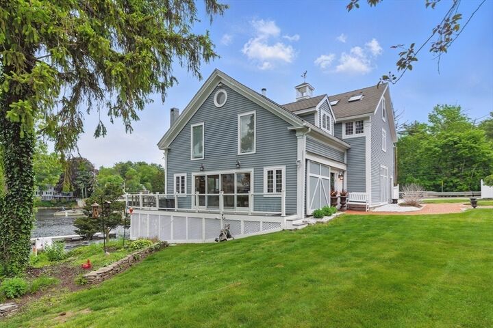 Property Photo: 1 Deer Island Street 3 MA 01950