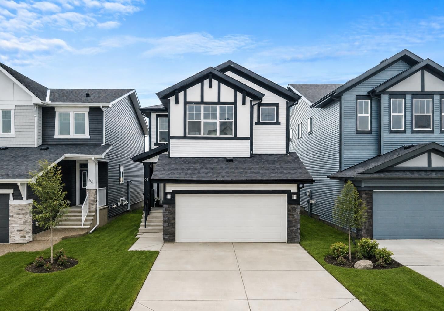 Property Photo:  62 Southborough Crescent  AB T4C 3J3 