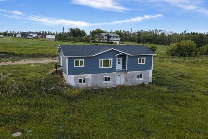 Property Photo: 23515 Township Road 402 AB T4M 0X9