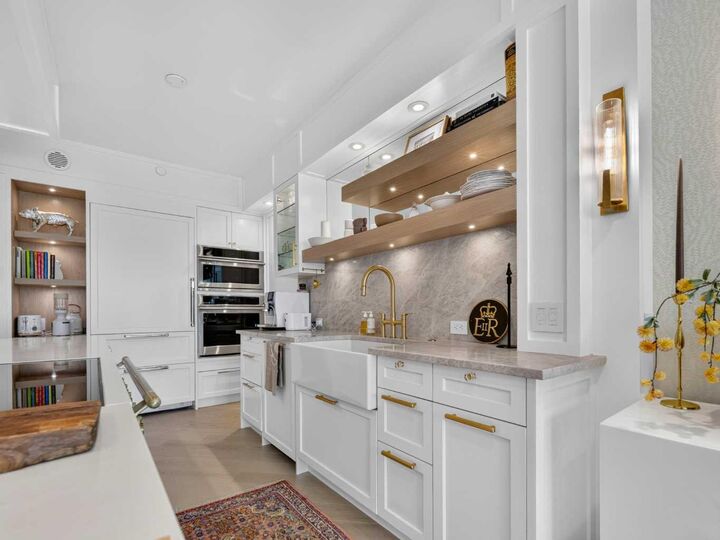 Property Photo: 228 26 Avenue SW 402 AB T2S 3C6