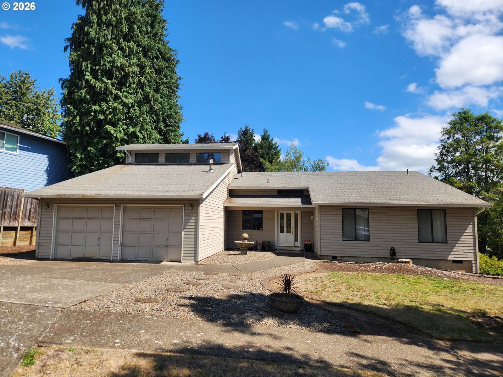 Property Photo:  20130 SW 71st Ave  OR 97062 
