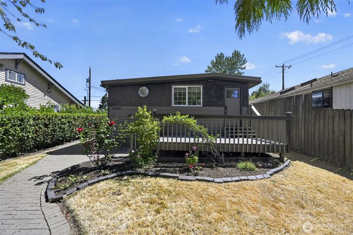 Property Photo: 7768 14th Avenue SW WA 98106