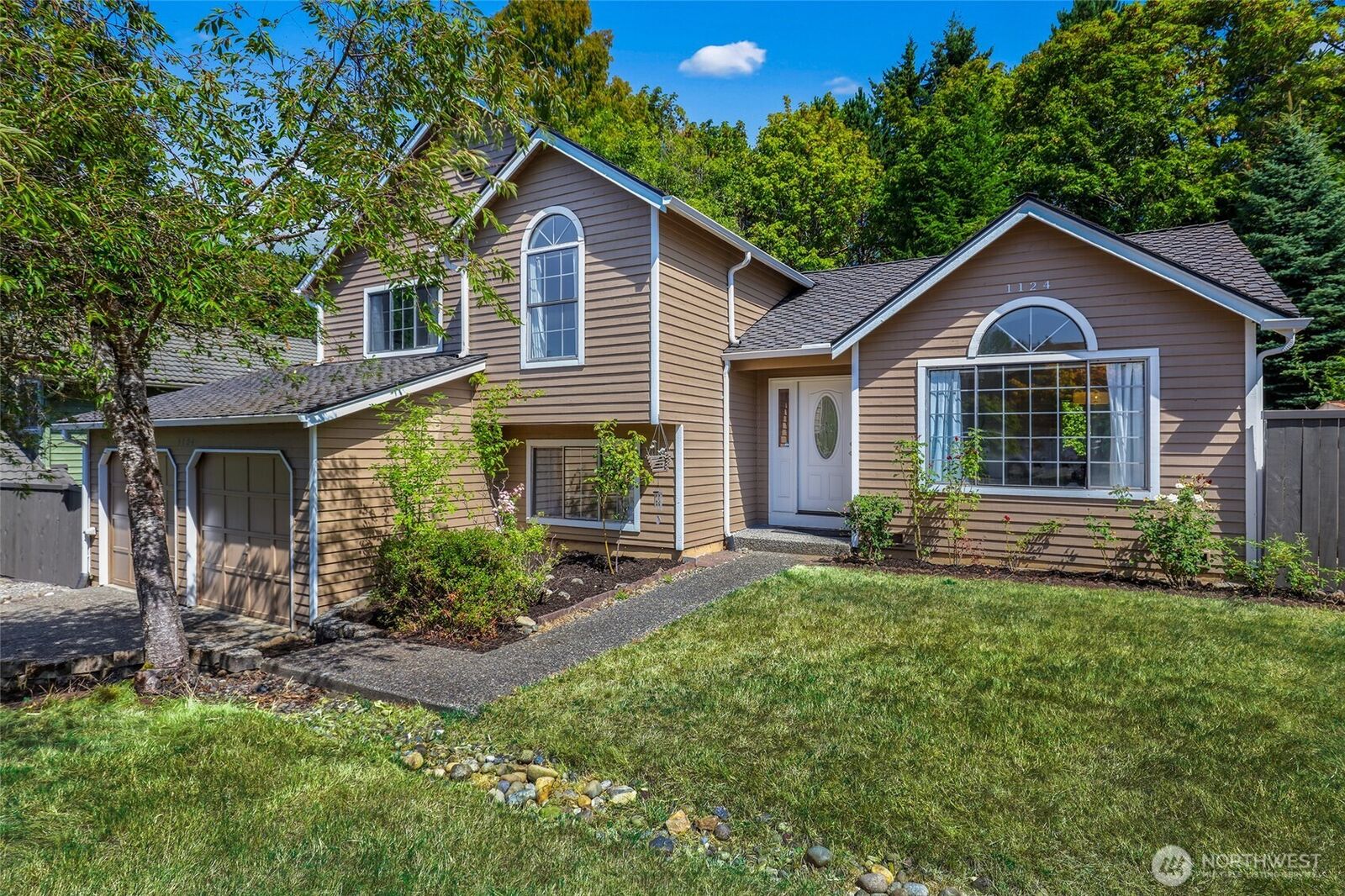 Property Photo:  1124 S 23rd Street  WA 98055 