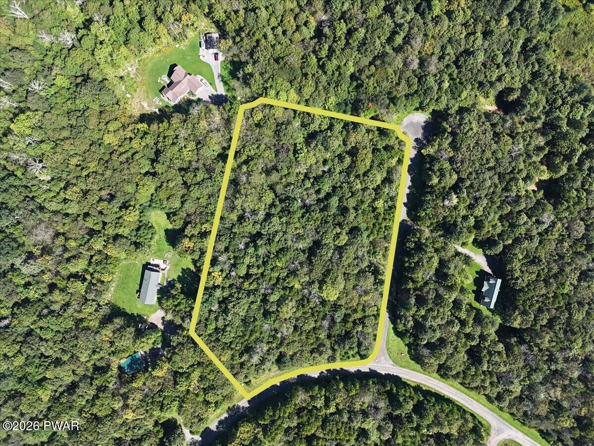 Property Photo:  Lot 47 Briarwood Lane  PA 18417 