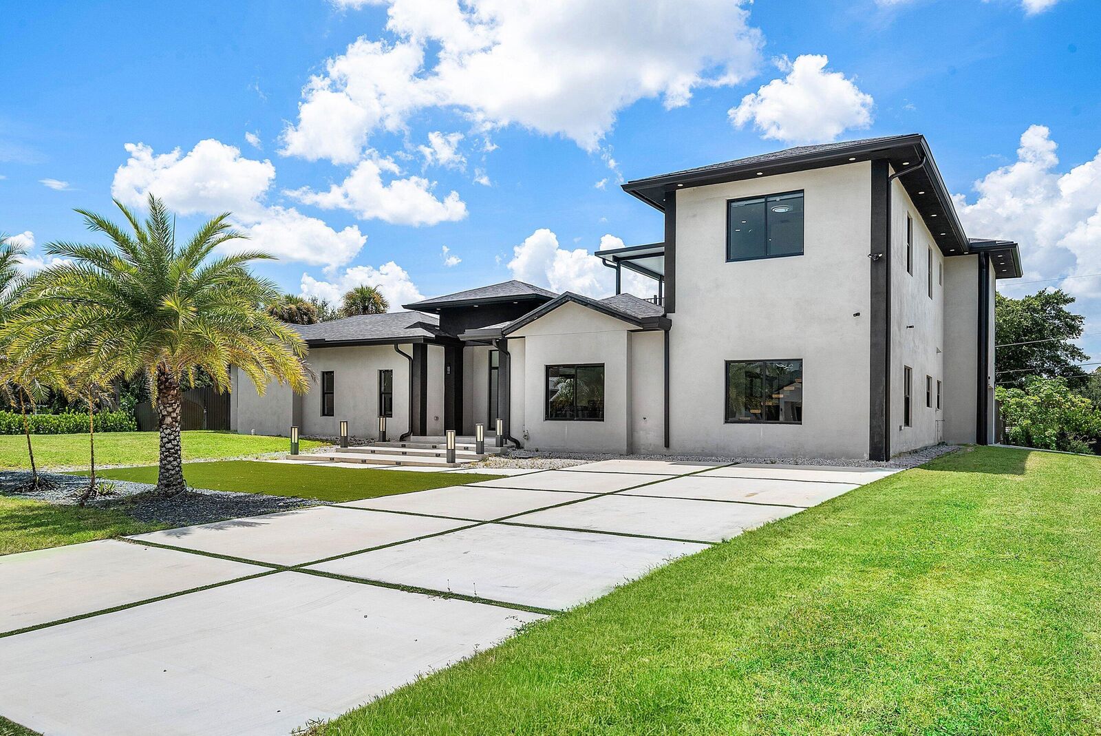 Property Photo: 641 Marshall Road FL 33413