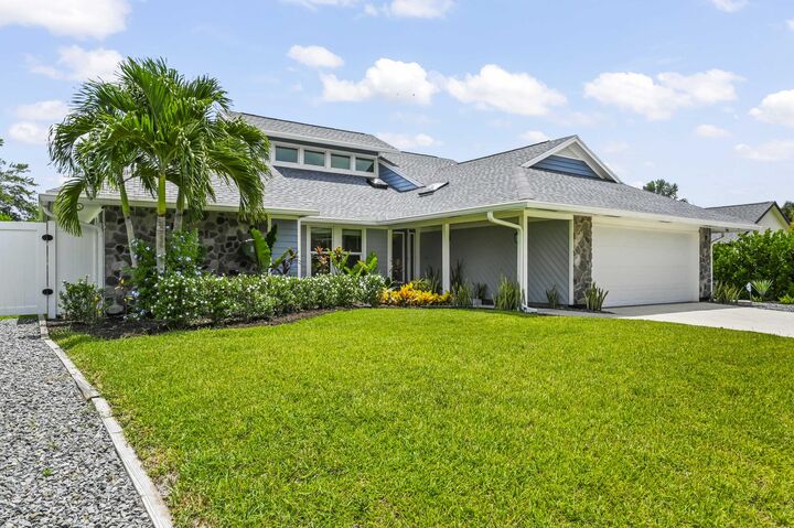 Property Photo: 1102 Kriss Lane FL 33458