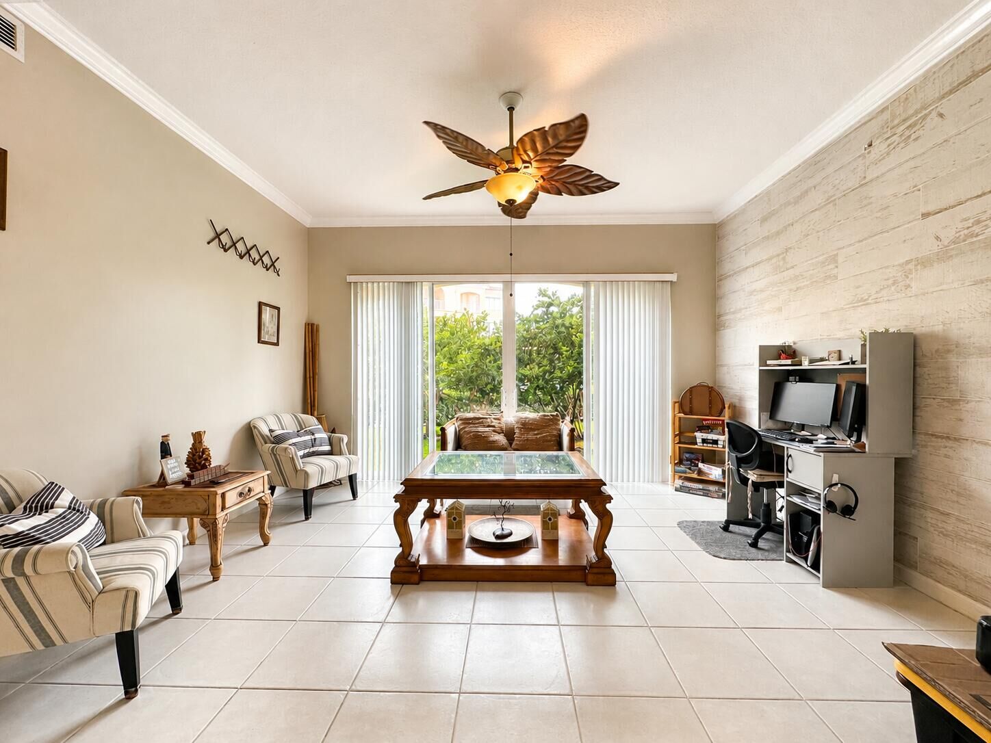 Property Photo: 37 Harbour Isle Drive E 101 FL 34949