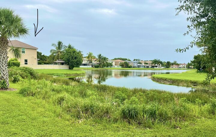 Property Photo: 7576 Savannah Lane FL 33463