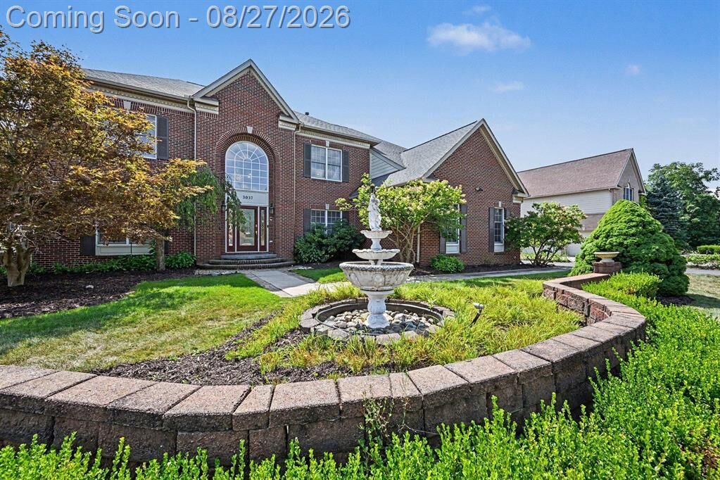 Property Photo: 3037 Walnut Ridge Drive MI 48103