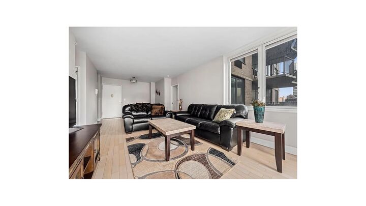 Property Photo:  212 E 47th Street 23G  NY 10017 