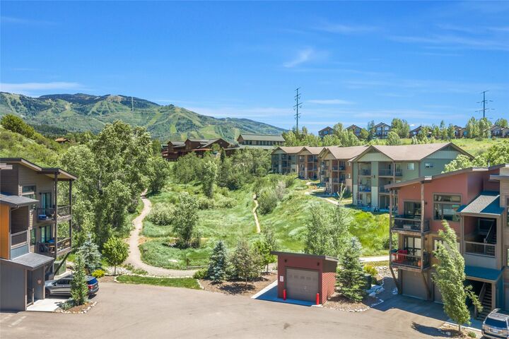 Property Photo: 350 Fox Springs Circle 201 CO 80487