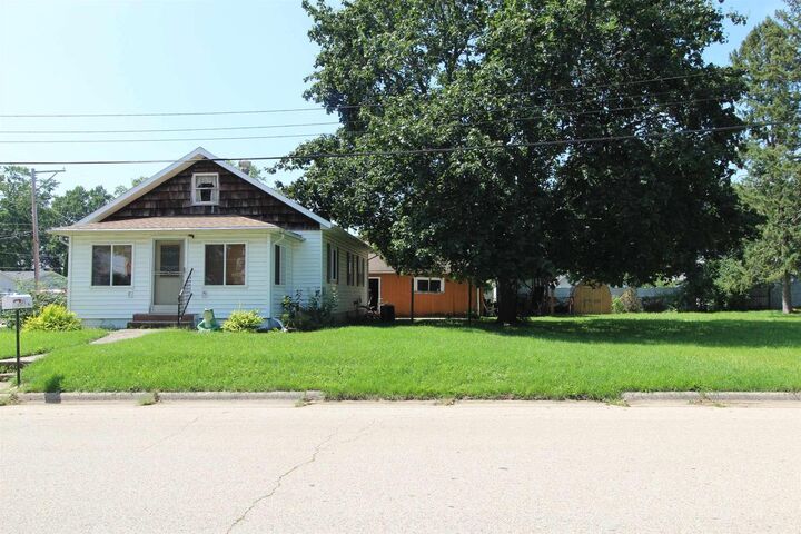Property Photo: 1503 & 1507 Lowell Street WI 53545