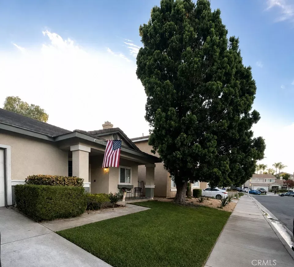 Property Photo: 5599 Applecross CA 92507