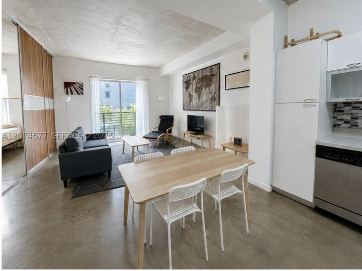 Property Photo:  234 NE 3rd St 206  FL 33132 