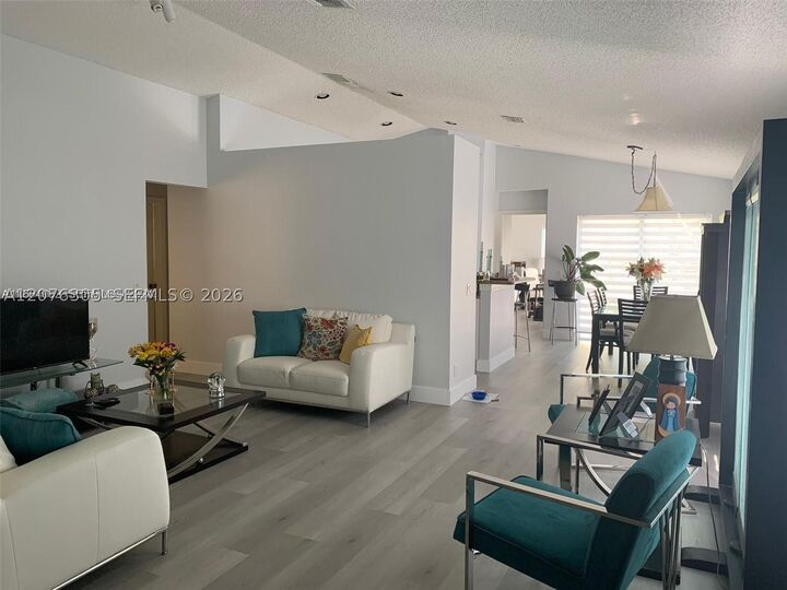Property Photo: