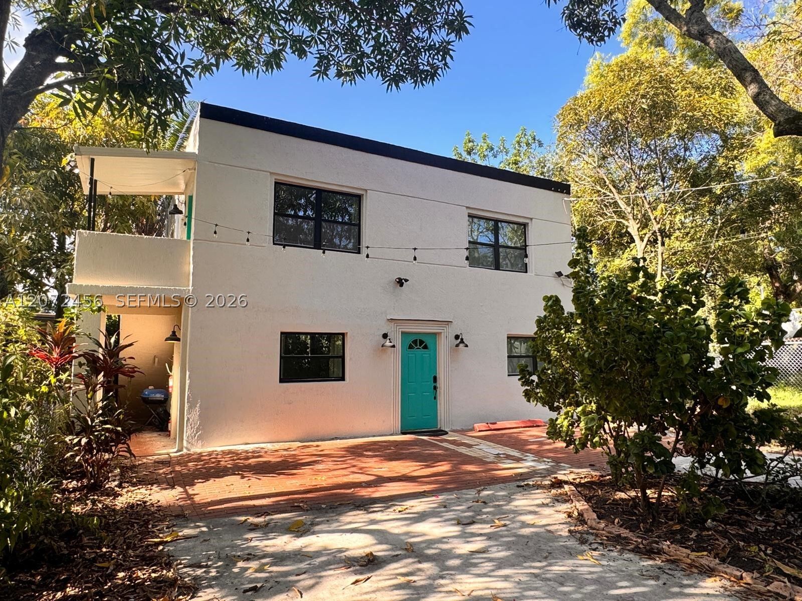 Property Photo:  277 NE 55th St 2-Front  FL 33137 