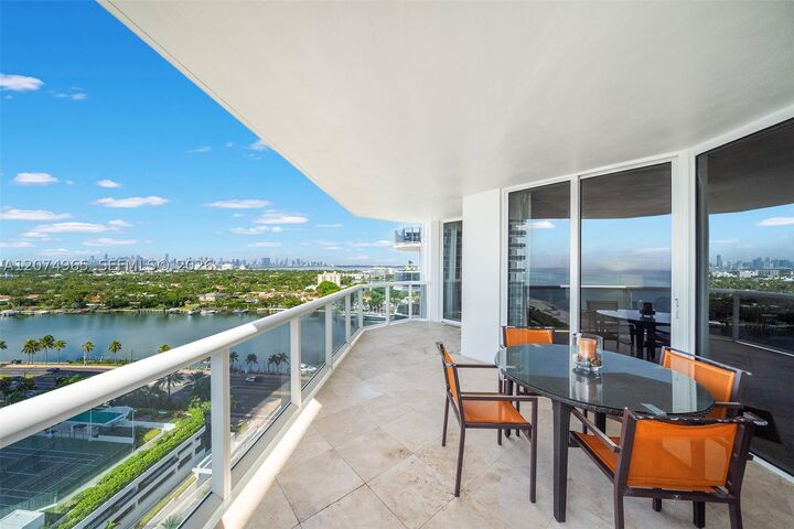 Property Photo:  4779 Collins Ave 1804  FL 33140 
