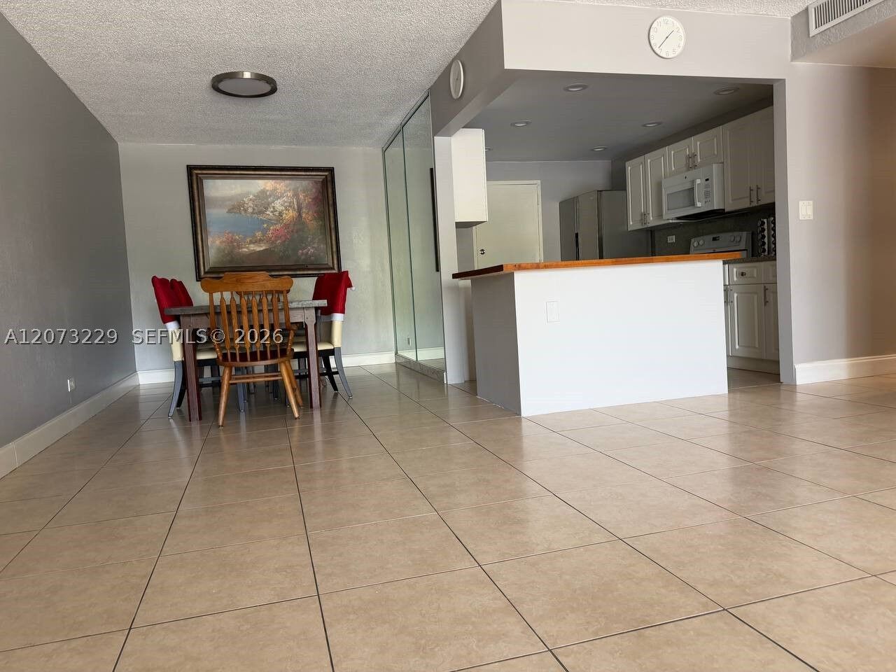 Property Photo:  800 NE 195th St 211  FL 33179 