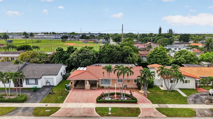 Property Photo:  8936 SW 11th St  FL 33174 