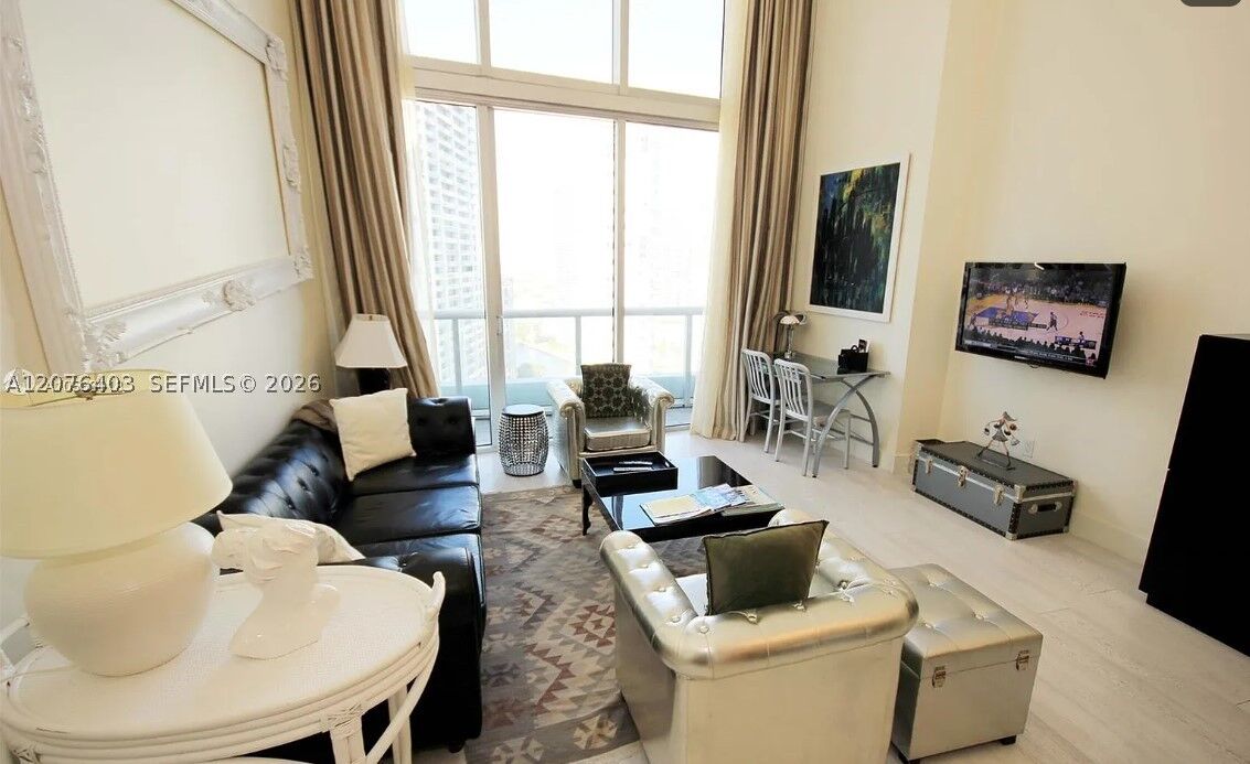 Property Photo: 485 Brickell Ave 2807 FL 33131