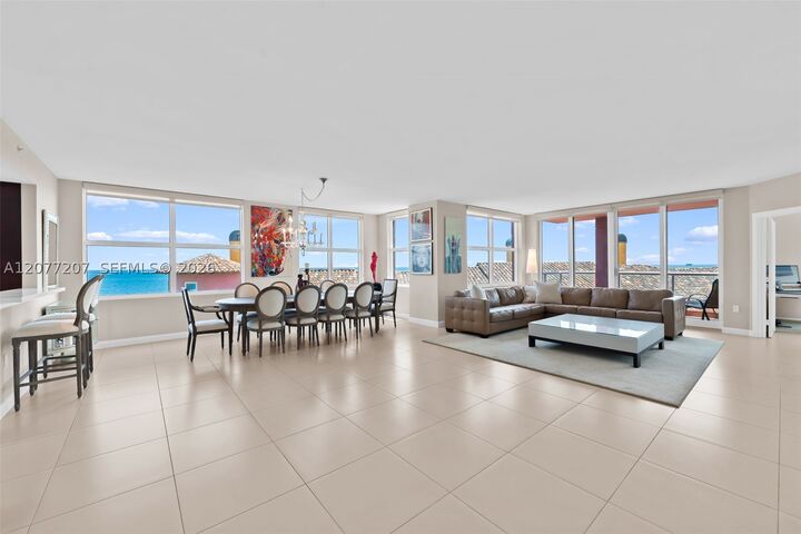 Property Photo: 2110 N Ocean Blvd 7B FL 33305