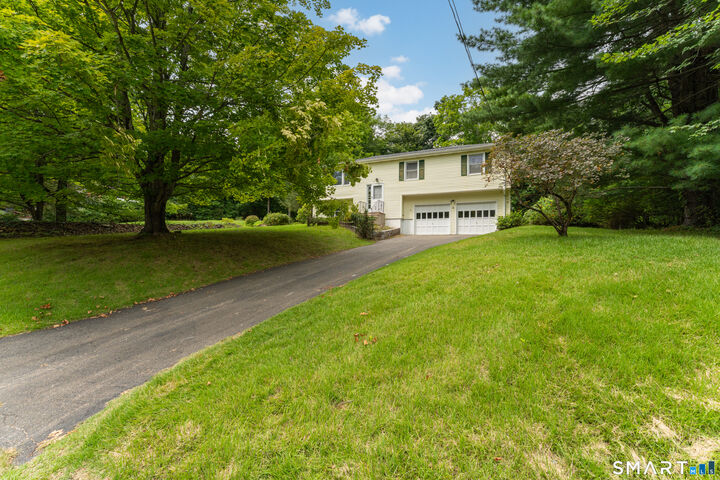 Property Photo:  15 Driftwood Lane  CT 06437 