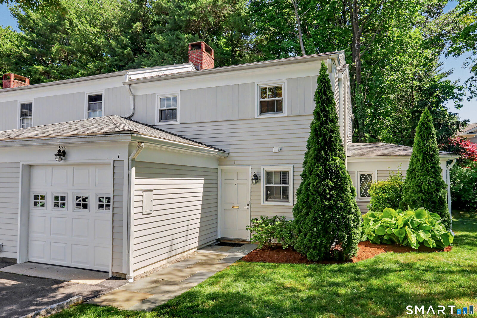 Property Photo: 15 Le Grande Avenue 1 CT 06830