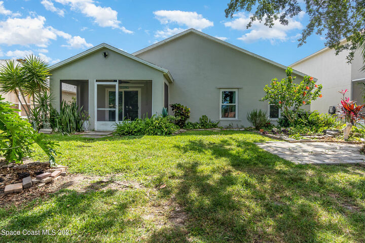 Property Photo:  470 Wickham Lakes Drive  FL 32940 